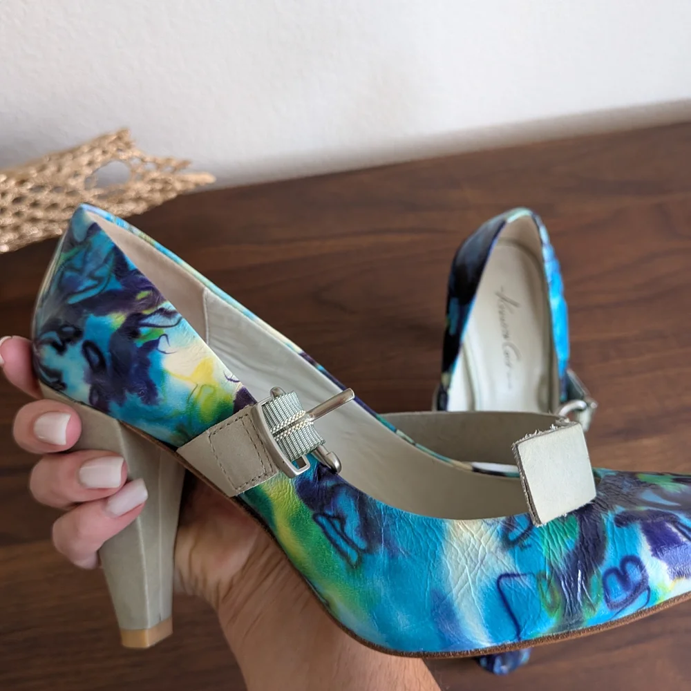 Kenneth Cole New York 100% Leather Hand Painted Heels (Size 8.5) - Picture 11 of 12